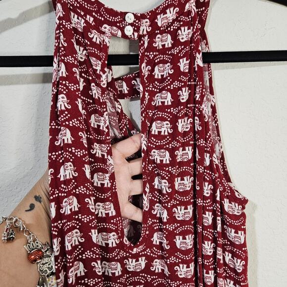 Pink Rose, red and white elephant print sleeveless romper size large - Picture 4 of 6